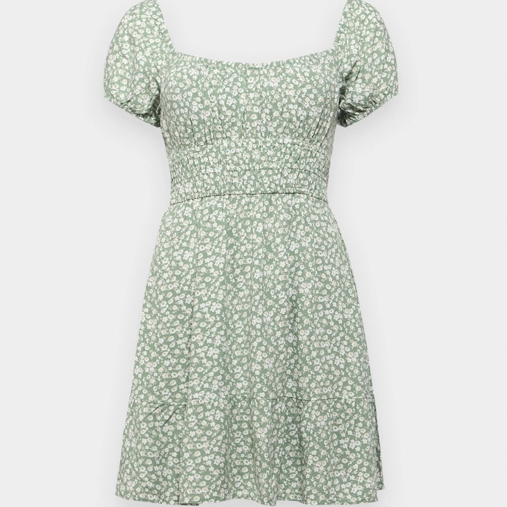 NWT Hollister Short-Sleeve Channeled Waist Mini Dress